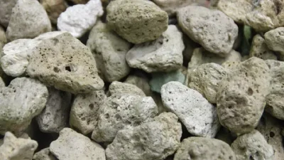 軽石／火山岩